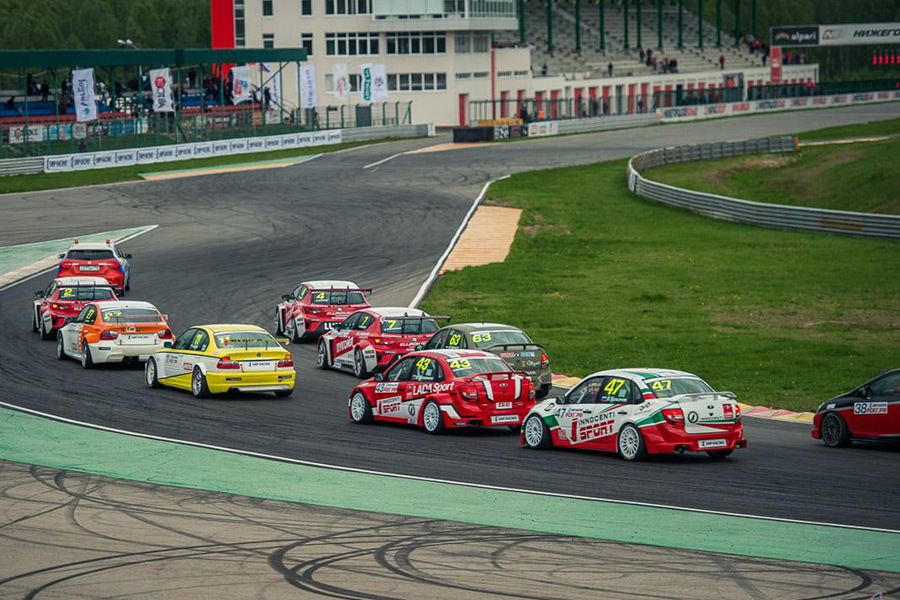 Live from Russia and Korea on www.tcr-series.tv