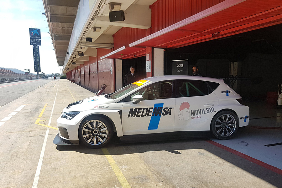 Mikel Azcona to race in a PCR Sport CUPRA