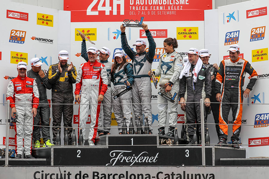 Jordi Gené and ‘his ladies’ win the 24H Barcelona