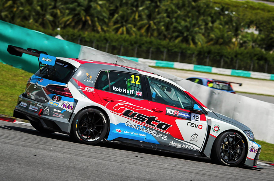 Huff sets pole position for TCR Malaysia’s inaugural race