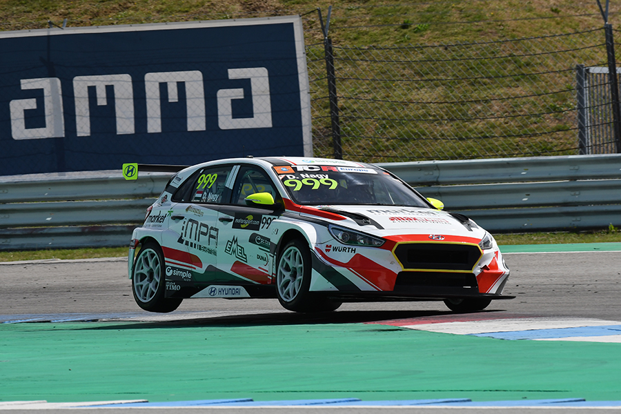 Engstler and Nagy with M1RA in TCR Europe
