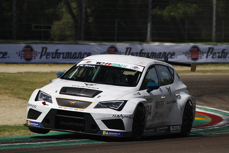 Matteo Greco tops a thrilling Qualifying at Imola