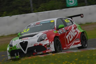 Maejima drives his Alfa Romeo to victory in Sugo