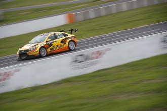 LADA 1-2 for Ladygin and Grachev at ADM Raceway