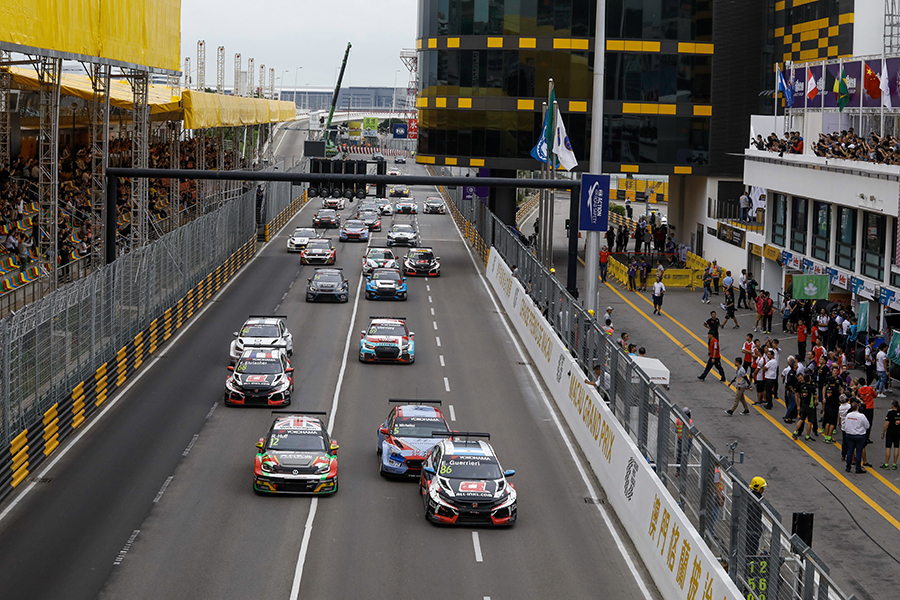 The WTCR resumes on the tricky streets of Macau