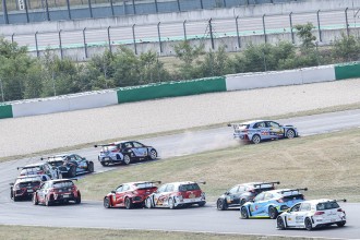 TCR Germany resumes at the Nürburgring