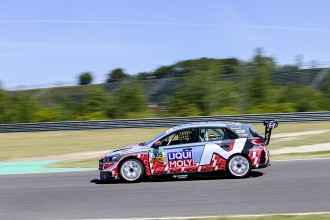 TCR Germany guest star Michelisz claims pole position