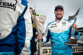 Rob Huff wins the 2020 TCR Scandinavia title