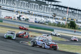 The TCR Germany returns to the Lausitzring