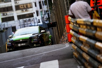 Rob Huff wins again in aborted second race at Macau