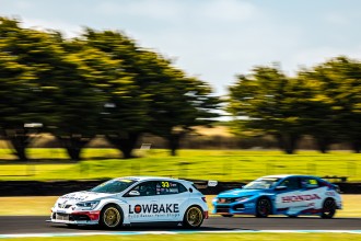 O’Keefe’s Renault on top in TCR Australia test day
