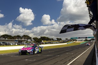 Mostert and King encore in Phillip Island’s Race 2