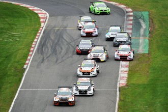 Fifteen drivers to race Saturday in TCR UK at Oulton Park