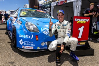 Jordan Cox encores to win TCR Australia’s last race at Bathurst