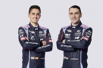 Hyundai retains Azcona and Michelisz for Kumho TCR World Tour