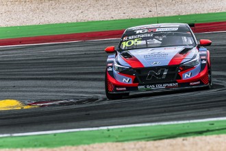 Michelisz and Coronel claim the honours in Portimão Qualifying
