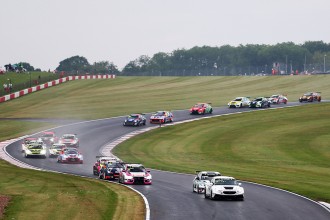 Eight races LIVE during the weekend on TCR TV!