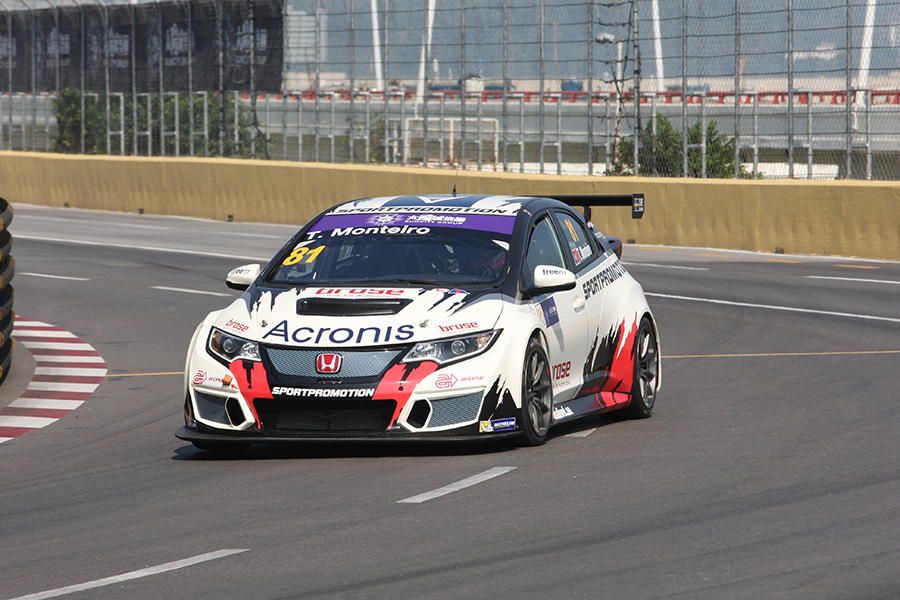 Tiago Monteiro, em Honda Civic Type-R sai da primeira linha no