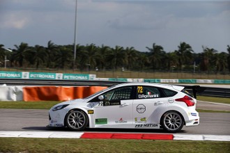 Romanini’s Ford sidelined by technical problems