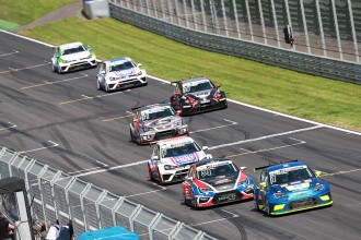 TCR weekend live from the Nürburgring