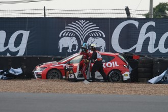 Test day - Nash sets the fastest lap and then crashes