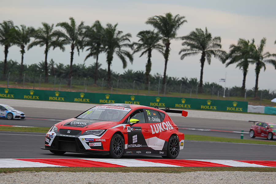 Pepe Oriola fastest in Sepang Practice