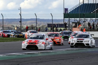 TCR cars dominate Silverstone 24 hour race