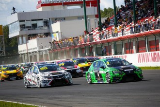 TCR Russia: Bragin takes the point lead