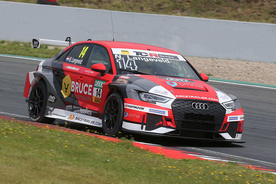 TCR Germany – Langeveld wins chaotic Race 1