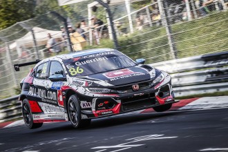 Guerrieri flies and Muller joins Tarquini on top