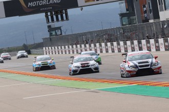 Cupra TCR cars claim double victory in Spain