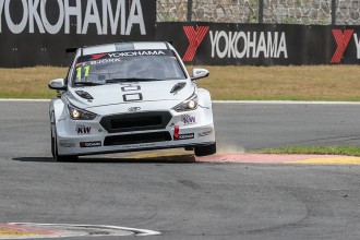 A lights-to-flag victory for Björk in Ningbo Race 1