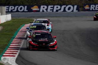 Tassi and Files make a Honda front row for Barcelona Race 1