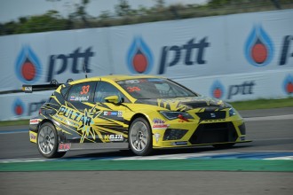 Davee wins and jumps on top of TCR Thailand standings