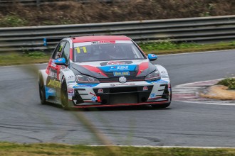 Alex Hui wins Race 2 and grabs TCR China title
