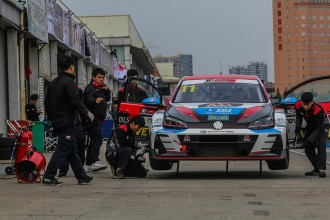 Hui and Wong cruise to Race 3 win in TCR China finale
