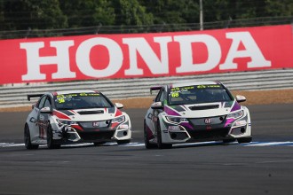 Prince Racing and TeamWork Motorsport in TCR Malaysia