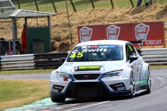 Carl Swift joins TCR UK’s opening event at Oulton Park