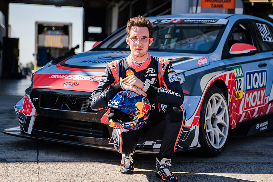 Thierry Neuville to race at the Nürburgring