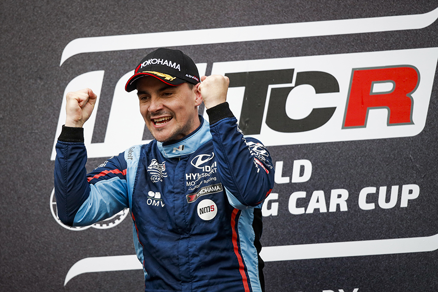 Michelisz clinches the title as Kristoffersson wins Race 3