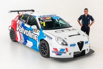 Michael Caruso aims for victory in the Bathurst 500