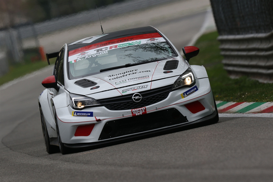 Andrea Argenti returns to TCR Italy in his Opel Astra