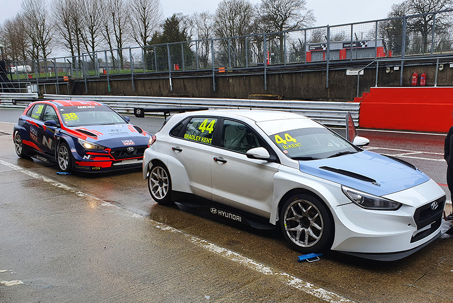 Brothers Lewis and Bradley Kent confirm TCR UK campaign