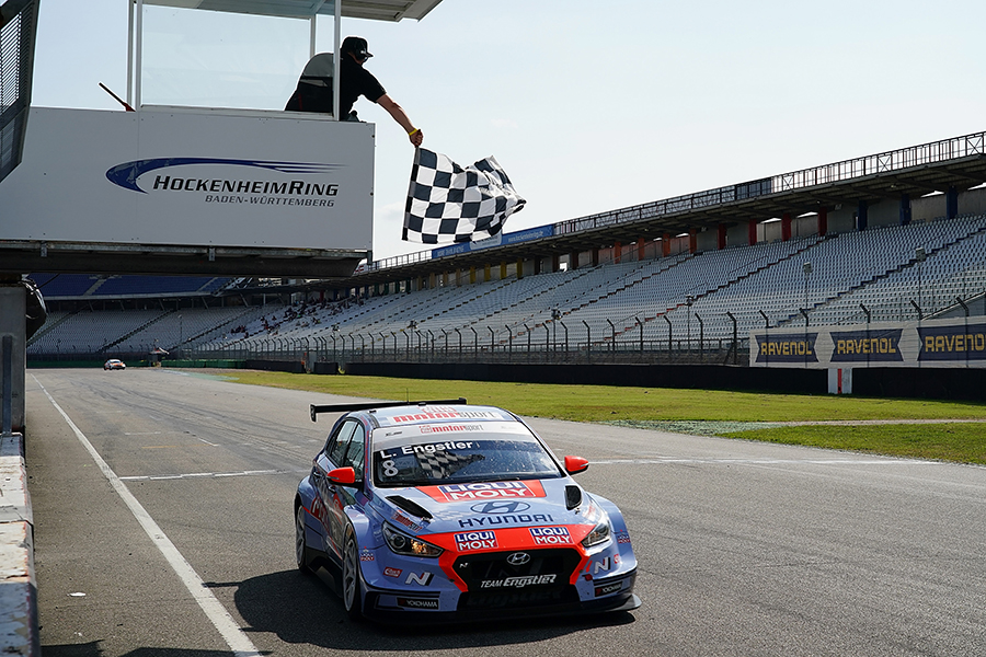 Sixth win for Engstler in TCR Germany’s Race 1 at Hockenheim