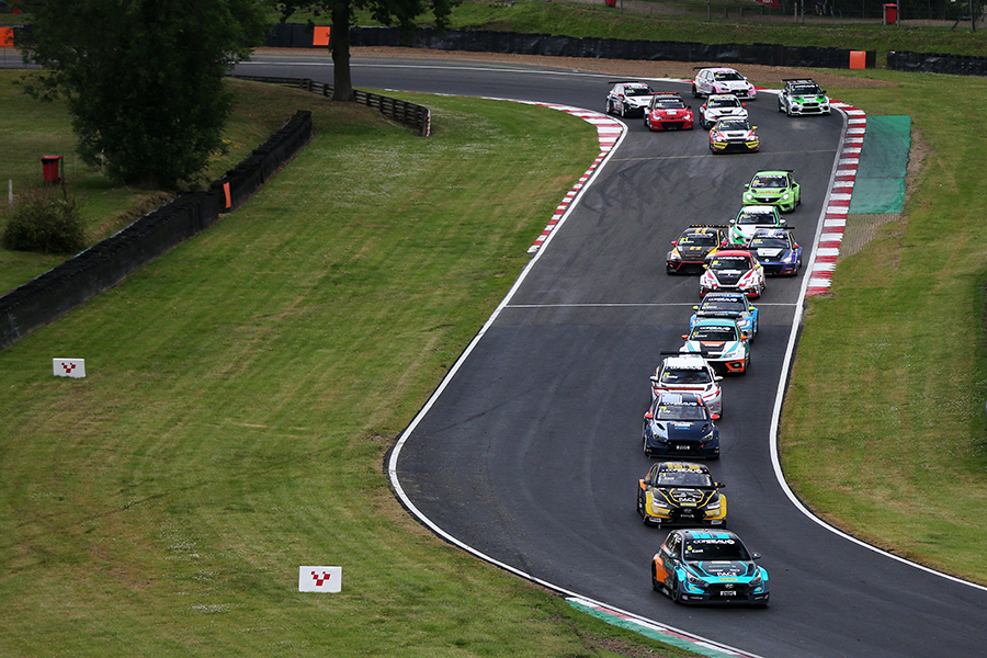 Victories for Lewis Kent, Constable and Ley in TCR UK
