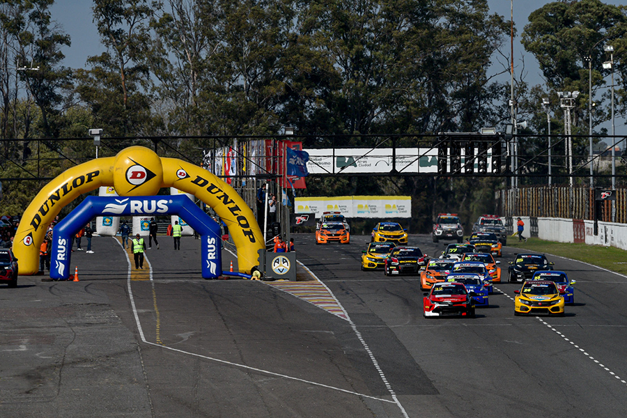 A strong 26-car field in TCR South America & TCR Brazil