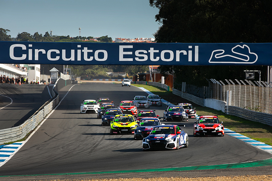 Wins for Brown and Casalins in TCR Spain’s Portuguese round